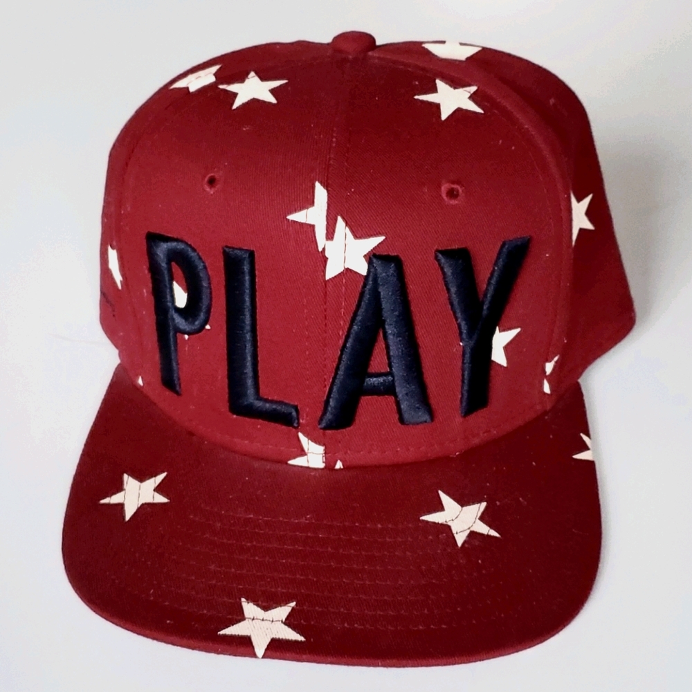 PLAY Snapback Cap STARS